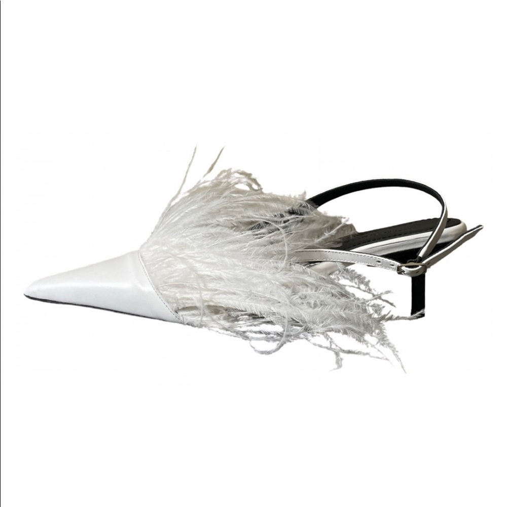 NEW Marques Almeida pointy heels with feathers. 9 or 9.5, run small